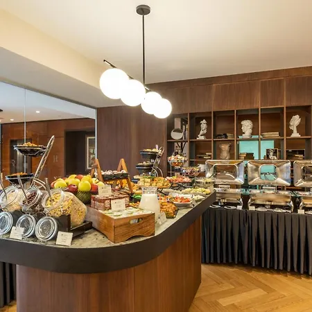 Hotel Constantine The Great