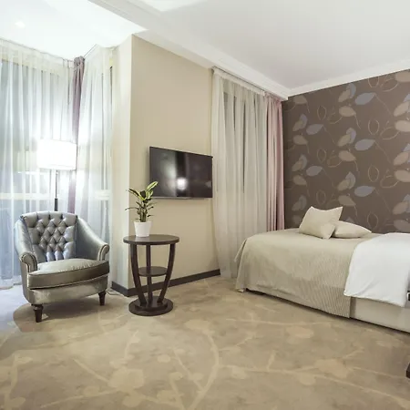 Constantine The Great Hotel 4*
