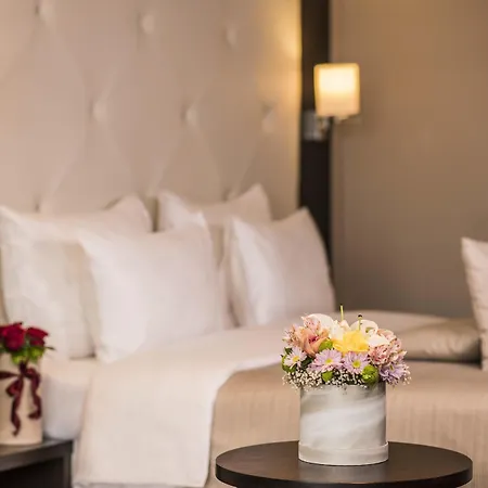 Hotel Constantine The Great