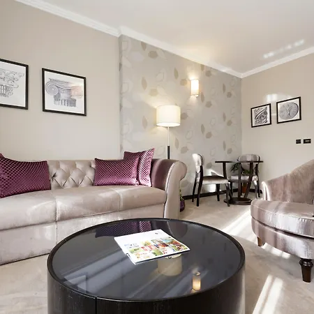 Hotel Constantine The Great