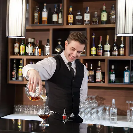 Constantine The Great 4*