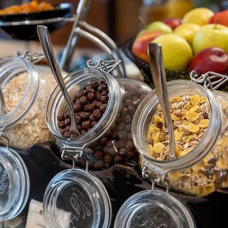 قسطنطين ذا غريت 4* بلغراد