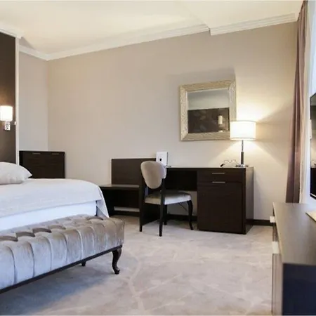 Constantine The Great Hotel 4*