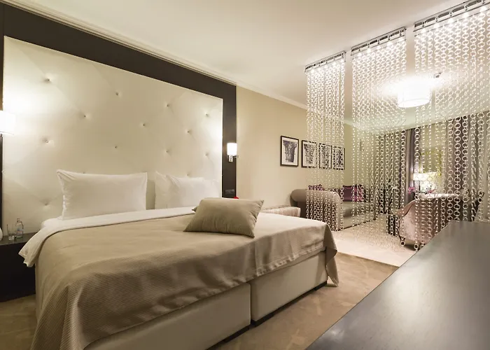 Constantine The Great Ξενοδοχείο Βελιγράδι