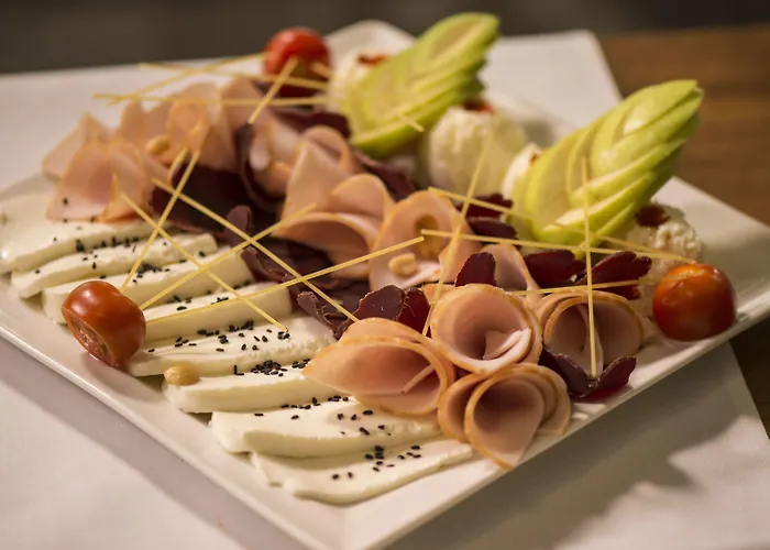 Constantine The Great Ξενοδοχείο 4*