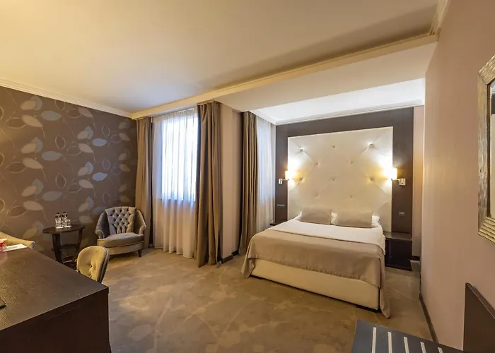 Constantine The Great Ξενοδοχείο 4*