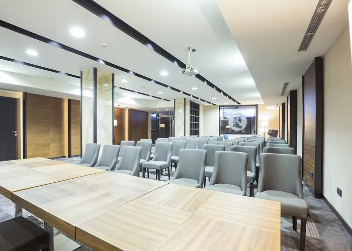 Constantine The Great Ξενοδοχείο 4*